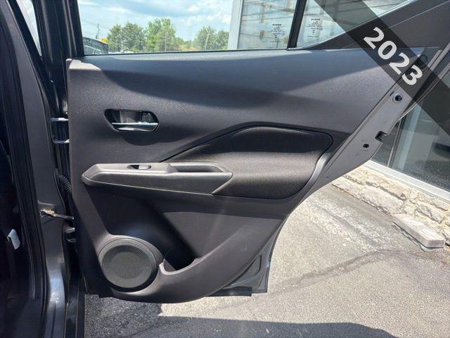 2023 Nissan Kicks SV Xtronic CVT