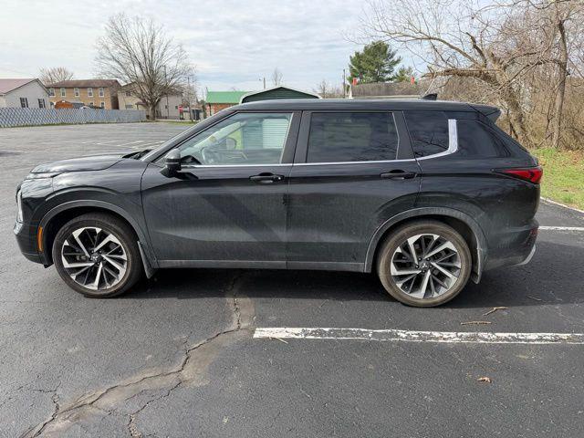 2022 Mitsubishi Outlander 