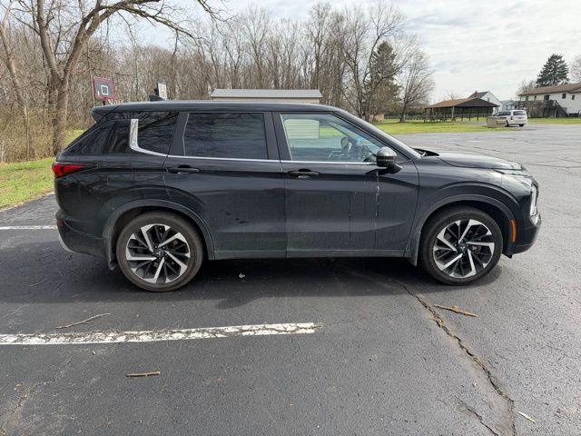 2022 Mitsubishi Outlander 