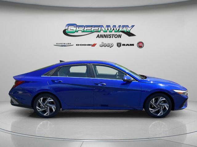 2025 Hyundai Elantra Hybrid Limited