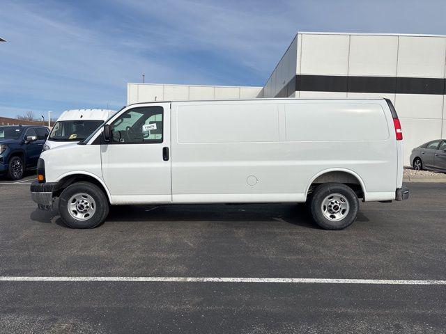 2026 GMC Savana Cargo 2500 Extended Wheelbase, Work Van, RWD