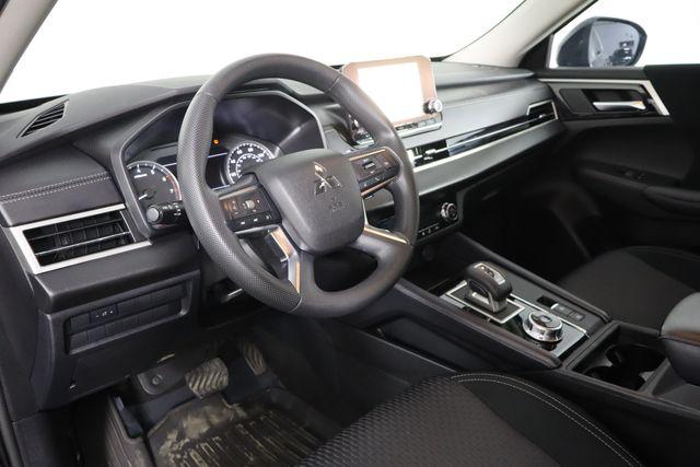 2024 Mitsubishi Outlander ES 2.5 2WD