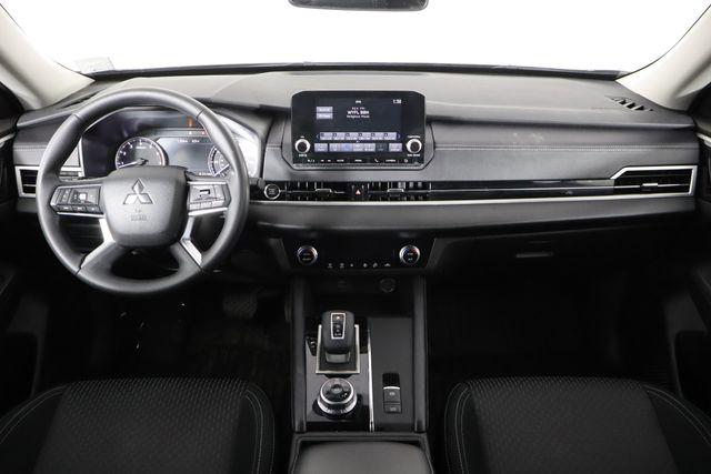 2024 Mitsubishi Outlander ES 2.5 2WD