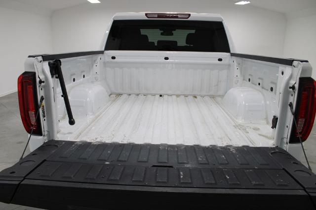 2025 GMC Sierra 1500 4WD Crew Cab Short Box SLT