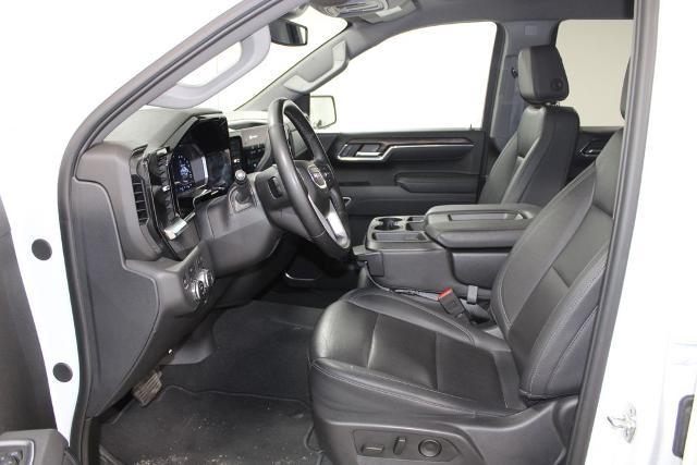 2025 GMC Sierra 1500 4WD Crew Cab Short Box SLT