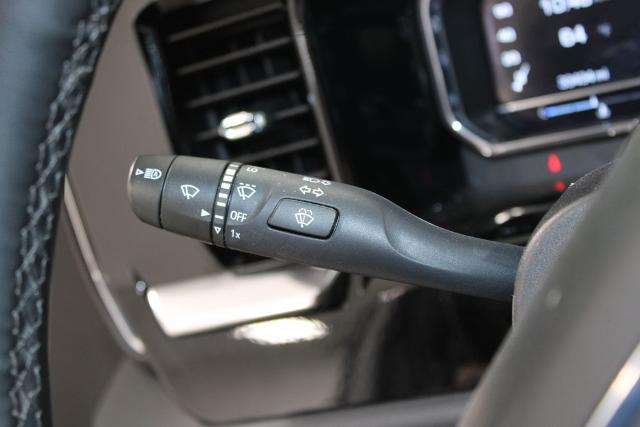 2025 GMC Sierra 1500 4WD Crew Cab Short Box SLT