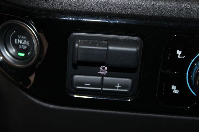 2025 GMC Sierra 1500 4WD Crew Cab Short Box SLT