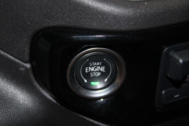 2025 GMC Sierra 1500 4WD Crew Cab Short Box SLT