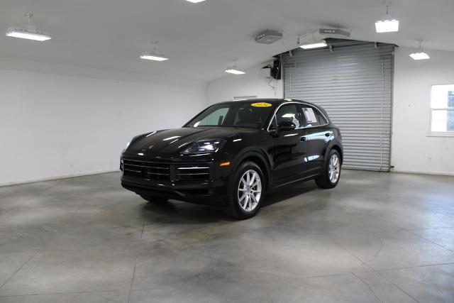 2024 Porsche Cayenne Base