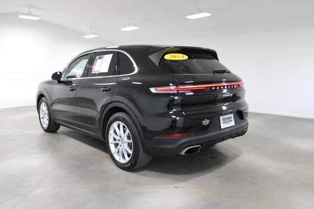 2024 Porsche Cayenne Base