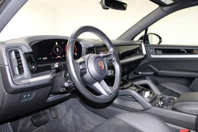 2024 Porsche Cayenne Base