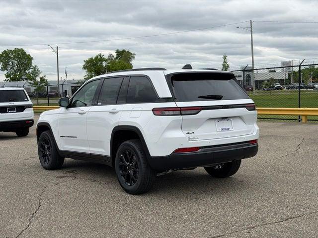 2026 Jeep Grand Cherokee Altitude 4x4