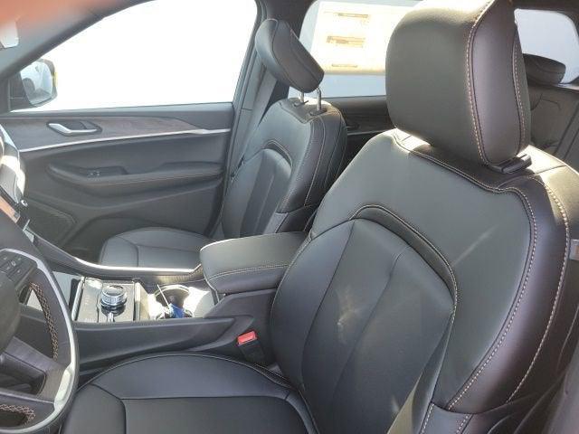 2026 Jeep Grand Cherokee 85th Anniversary Edition
