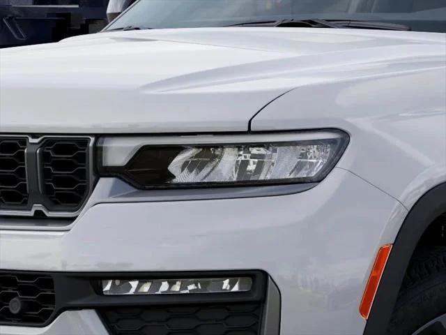 2026 Jeep Grand Cherokee 85th Anniversay Edition 4x4