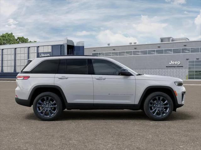 2026 Jeep Grand Cherokee 85th Anniversay Edition 4x4