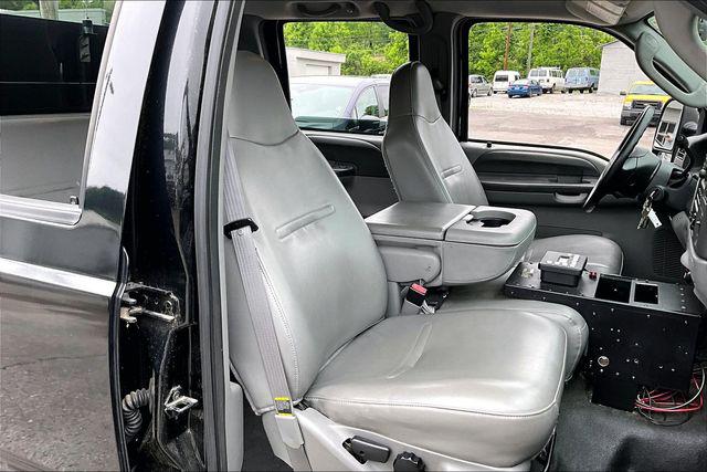 2004 Ford F-550 DRW