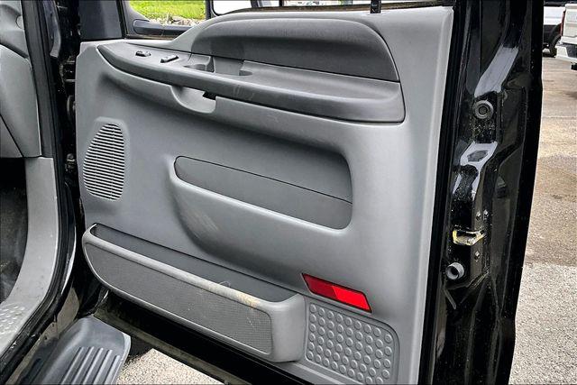 2004 Ford F-550 DRW