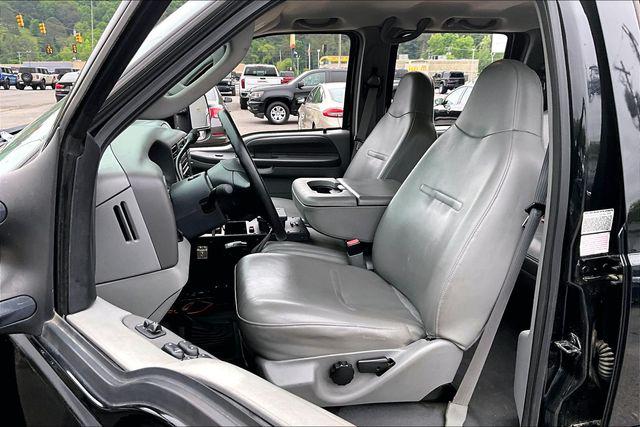 2004 Ford F-550 DRW