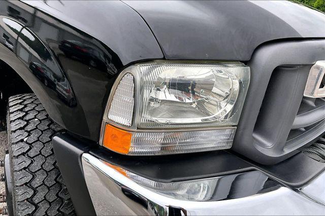 2004 Ford F-550 DRW