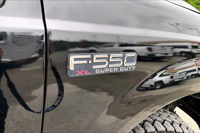 2004 Ford F-550 DRW