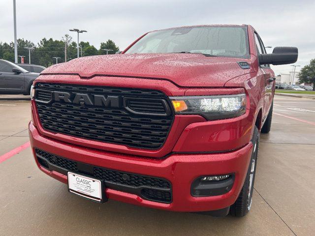 2026 Ram 1500 Express Crew Cab 4x2 5'7" Box