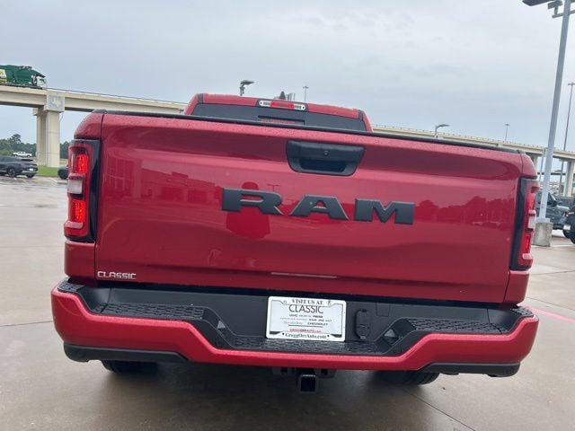 2026 Ram 1500 Express Crew Cab 4x2 5'7" Box