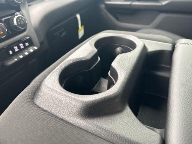2026 Ram 1500 Express Crew Cab 4x2 5'7" Box