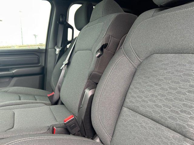 2026 Ram 1500 Express Crew Cab 4x2 5'7" Box