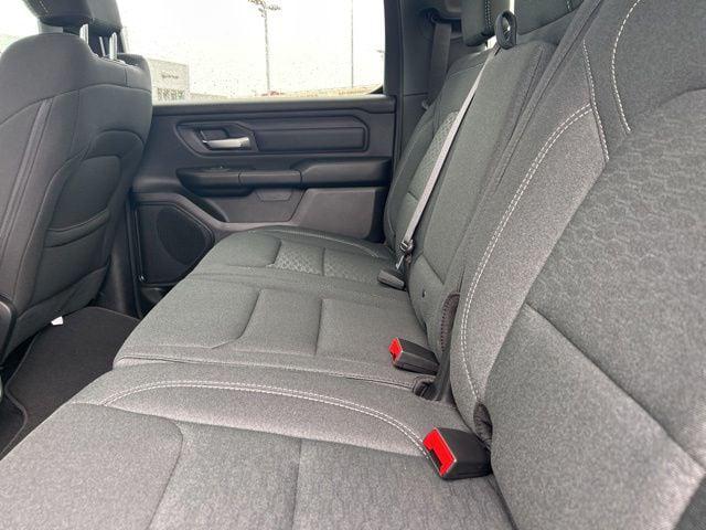2026 Ram 1500 Express Crew Cab 4x2 5'7" Box
