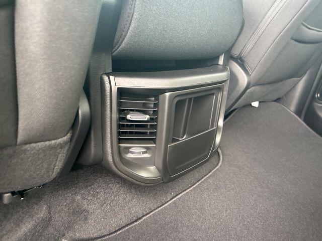 2026 Ram 1500 Express Crew Cab 4x2 5'7" Box