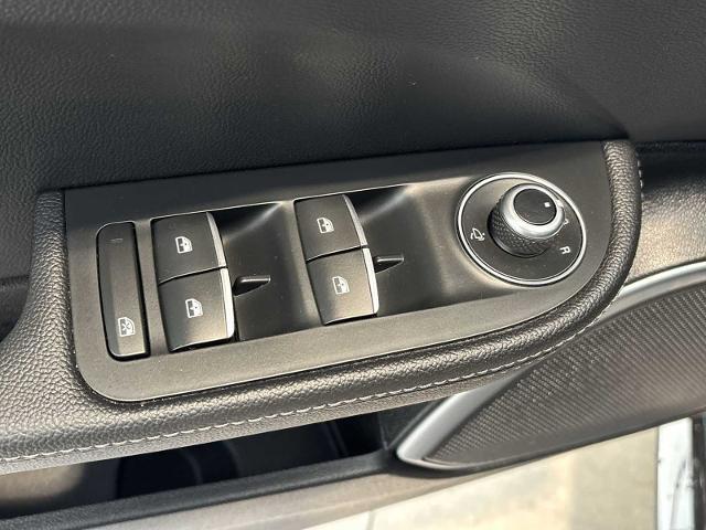 2022 Alfa Romeo Giulia Ti AWD