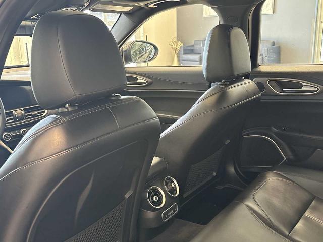 2022 Alfa Romeo Giulia Ti AWD
