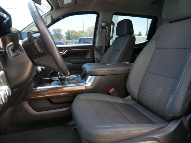 2022 GMC Sierra 1500 4WD Crew Cab Short Box Elevation