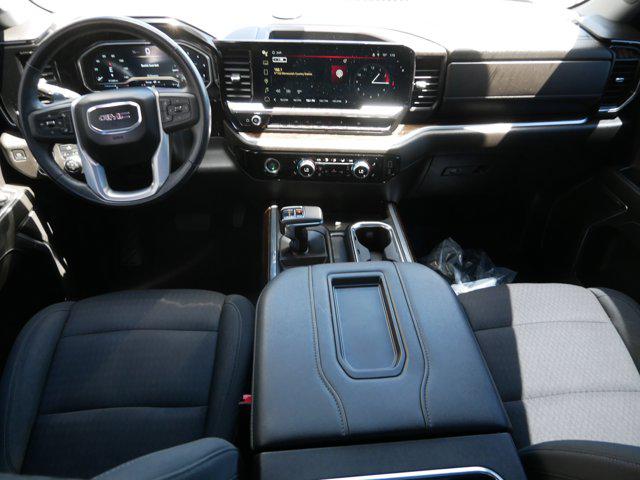 2022 GMC Sierra 1500 4WD Crew Cab Short Box Elevation