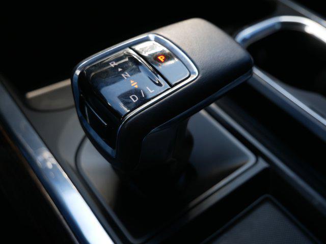 2022 GMC Sierra 1500 4WD Crew Cab Short Box Elevation