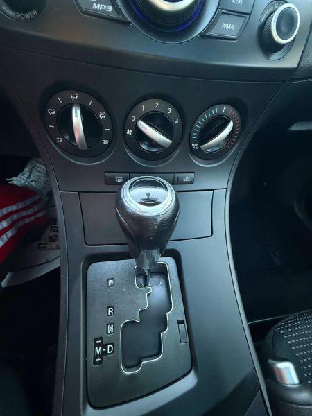 2012 Mazda Mazda3 i Touring