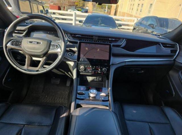2023 Jeep Grand Cherokee L Overland 4x4