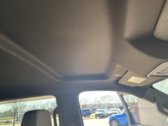 2021 GMC Sierra 1500 4WD Crew Cab Short Box SLT