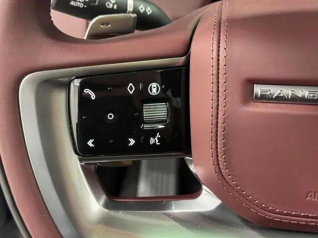 2026 Land Rover Range Rover P550e SE
