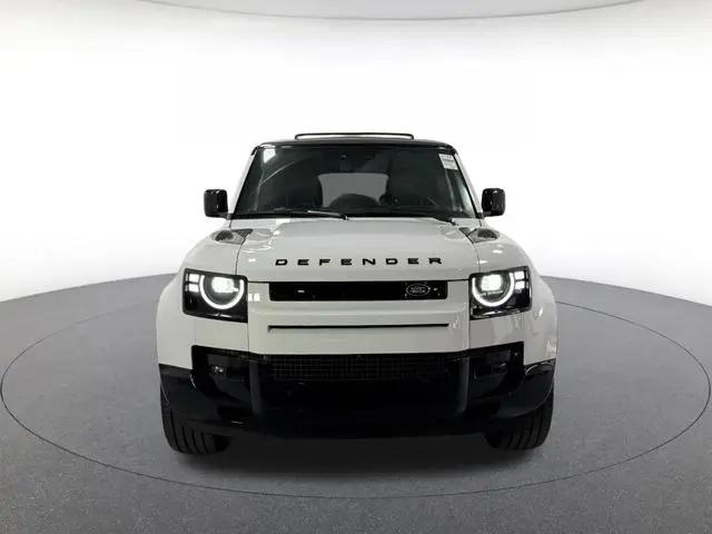 2026 Land Rover Defender P400 X-Dynamic SE