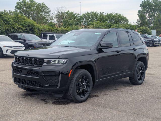2026 Jeep Grand Cherokee Altitude 4x4