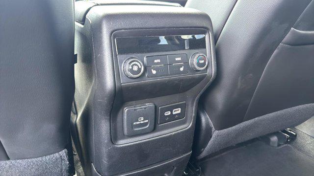 2023 GMC Acadia FWD Denali
