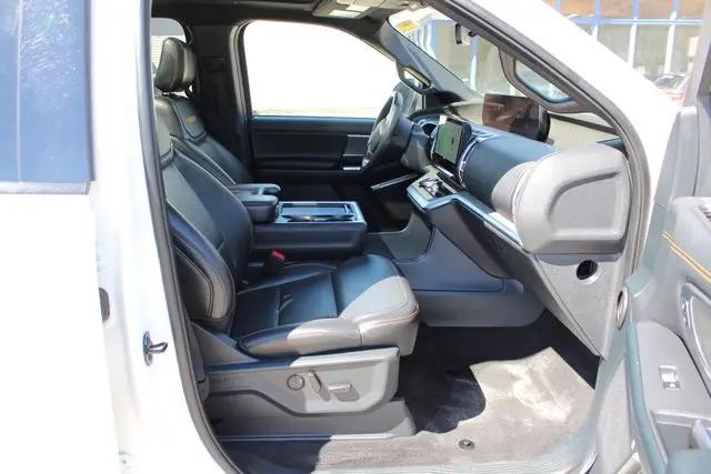 2025 Ford Expedition Tremor