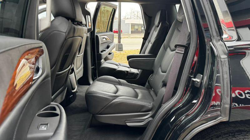 2016 Cadillac Escalade Luxury Collection