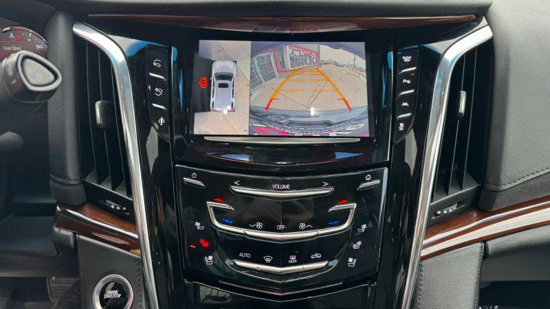 2016 Cadillac Escalade Luxury Collection