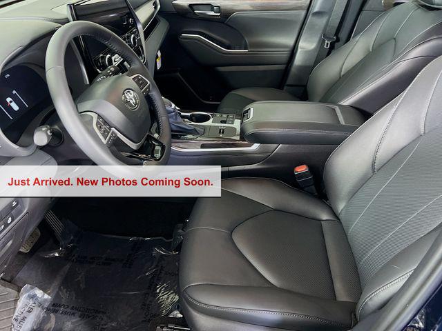 2026 Toyota Highlander Hybrid Limited