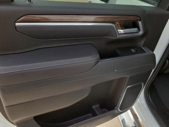 2025 Chevrolet Silverado 2500HD 4WD Crew Cab Standard Bed LT