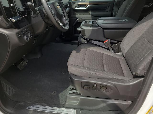 2025 Chevrolet Silverado 2500HD 4WD Crew Cab Standard Bed LT