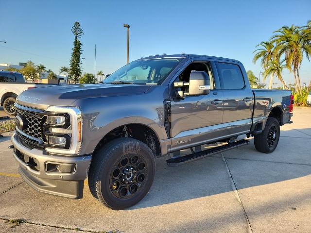 2025 Ford F-350 LARIAT