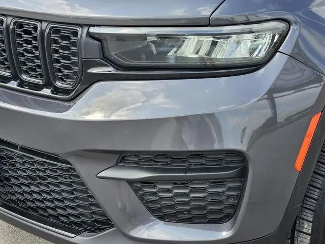 2024 Jeep Grand Cherokee Altitude 4x4